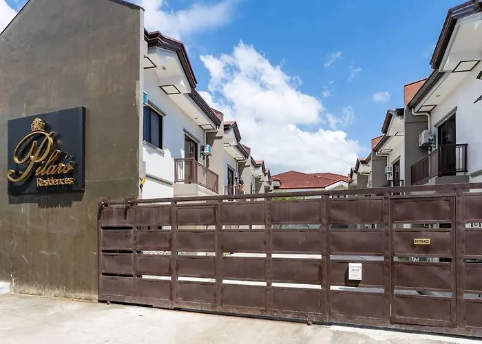 Entire 3br Furnished House Near Cebu It Park With Parking, Fast Wifi, Netflix And
