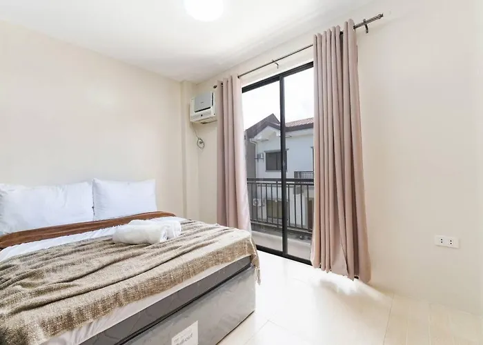 Entire 3br Furnished House Near Cebu It Park With Parking, Fast Wifi, Netflix And Apartment *