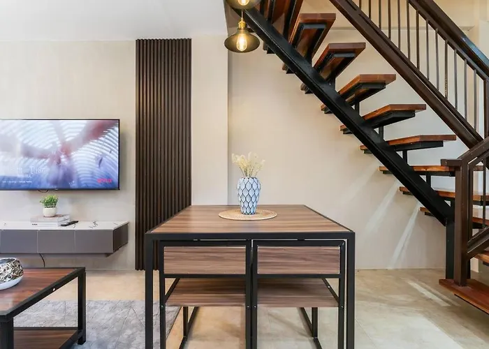 Entire 3br Furnished House Near Cebu It Park With Parking, Fast Wifi, Netflix And *