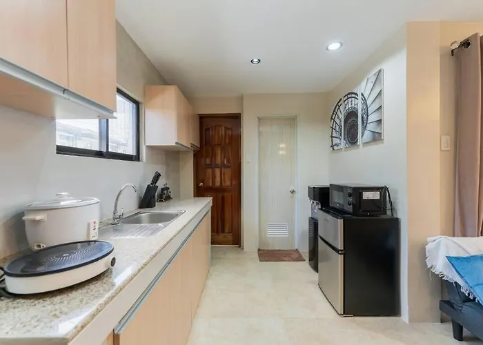 Entire 3br Furnished House Near Cebu It Park With Parking, Fast Wifi, Netflix And * Nawanao