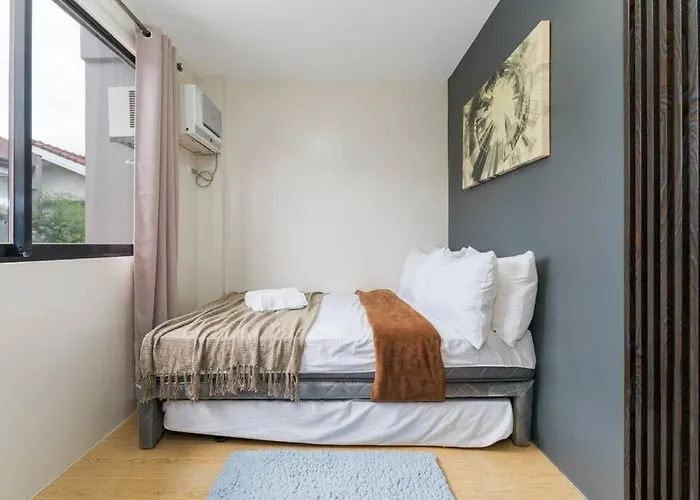 Entire 3br Furnished House Near Cebu It Park With Parking, Fast Wifi, Netflix And Apartment