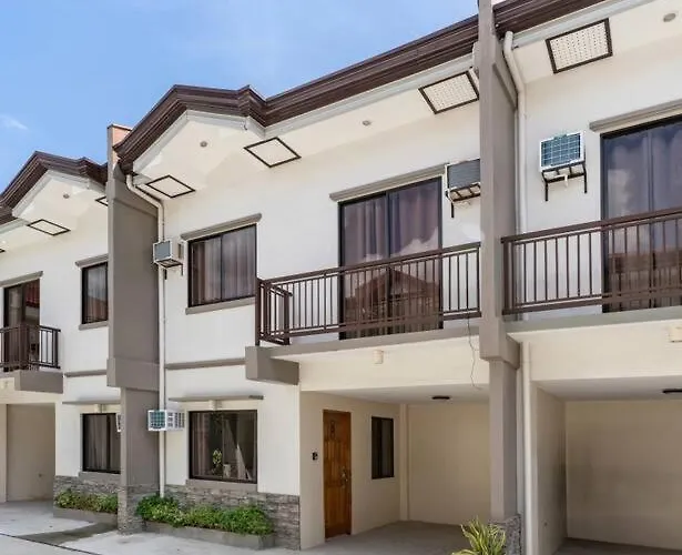 Entire 3br Furnished House Near Cebu It Park With Parking, Fast Wifi, Netflix And Apartment Nawanao
